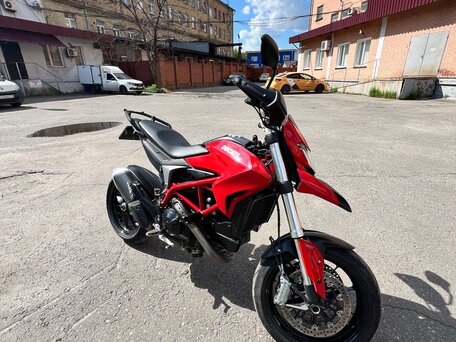 2015 Ducati Hypermotard, красный, 800000 рублей, вид 1