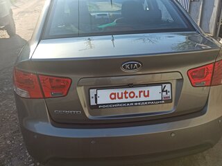 2011 Kia Cerato 6-speed II, серый, 1150000 рублей, вид 4