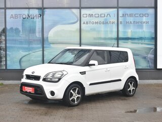 2013 Kia Soul I Рестайлинг, белый, 720000 рублей, вид 1