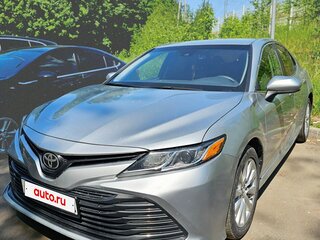 2018 Toyota Camry US Market VIII (XV70), серый, 2100000 рублей, вид 1