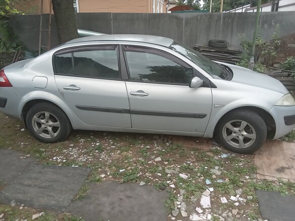 2004 Renault Megane II, серый, 250000 рублей - вид 1