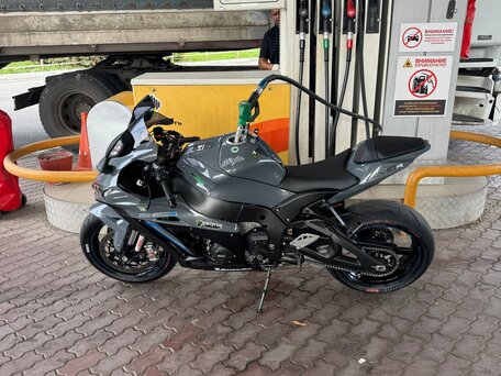 2018 Kawasaki ZX-10R Ninja, серый, 1700000 рублей, вид 1