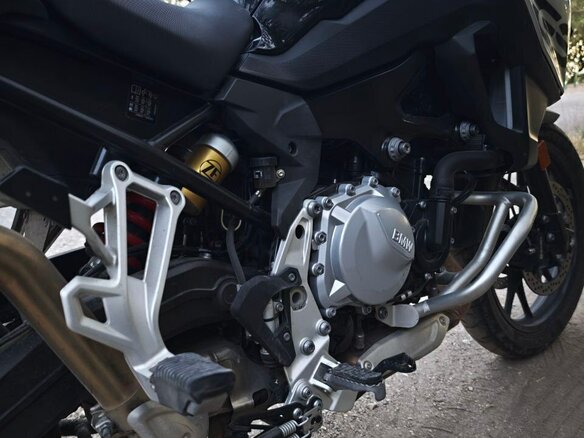 2020 BMW F 750 GS, золотистый, 1000000 рублей - вид 5