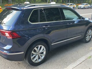 2017 Volkswagen Tiguan II, синий, 2690000 рублей, вид 3