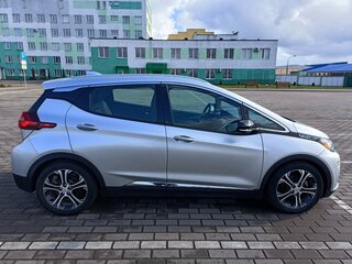 2017 Chevrolet Bolt I, серебристый, 1500000 рублей, вид 5