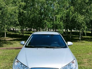 2010 Hyundai Elantra IV (HD), серебристый, 875000 рублей, вид 3
