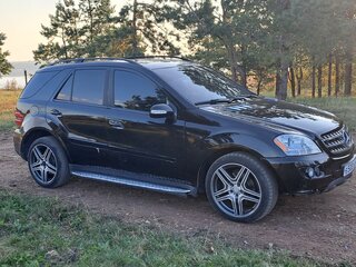 2005 Mercedes-Benz M-Класс 350 II (W164), чёрный, 900000 рублей, вид 3
