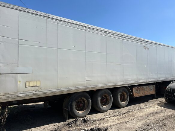 1993 Schmitz Cargobull SCF, белый, 650000 рублей - вид 6