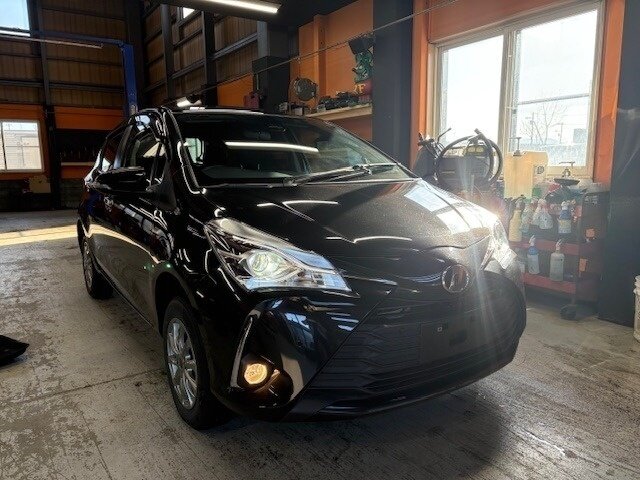Открыть фотографии: Toyota Vitz III (XP130) Рестайлинг 2