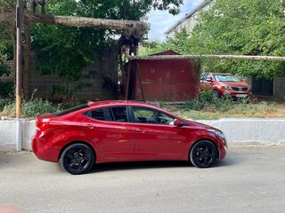 2012 Hyundai Elantra V (MD), красный, 850000 рублей, вид 3