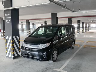 2020 Honda Stepwgn V Рестайлинг, чёрный, 2680000 рублей, вид 1