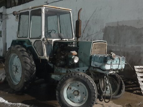 1987 ЮМЗ 6002, зелёный, 260000 рублей, вид 1