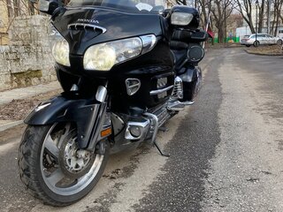 2005 Honda GL 1800 Gold Wing, чёрный, 900000 рублей, вид 1