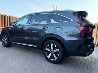 2020 Kia Sorento IV, серый, 3900000 рублей, вид 4