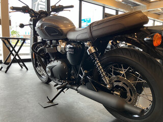 2025 Triumph Bonneville T120, чёрный, 1600000 рублей, вид 4