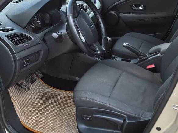 2011 Renault Fluence I, бежевый, 680000 рублей - вид 19