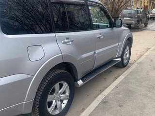 2011 Mitsubishi Pajero IV, серебристый, 1520000 рублей, вид 4