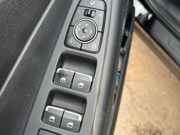 2018 Hyundai Santa Fe IV, чёрный, 2901000 рублей - вид 9