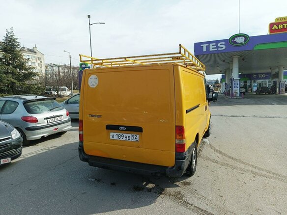 2005 Ford Transit, жёлтый, 780000 рублей