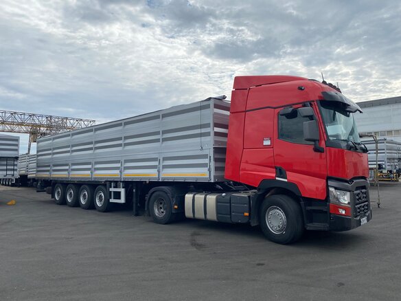 2017 Renault T-Series, красный, 3950000 рублей - вид 14