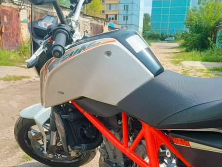2013 KTM 690 Duke, белый, 475000 рублей, вид 4