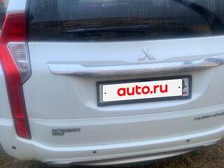 2018 Mitsubishi Pajero Sport III, белый, 2780000 рублей, вид 3