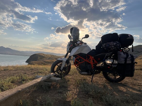 2012 KTM 690 Duke, белый, 450000 рублей - вид 3