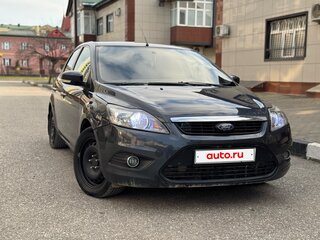 2010 Ford Focus II Рестайлинг, серый, 700000 рублей, вид 1