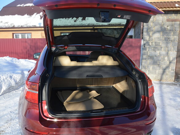 2008 BMW X6 50i 6-speed I (E71), красный, 1599999 рублей - вид 16