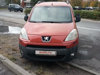 2008 Peugeot Partner II, красный, 600000 рублей, вид 2