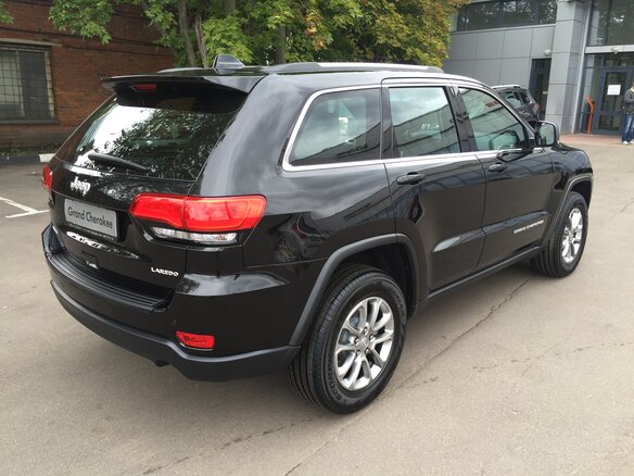 2016 Jeep Grand Cherokee IV (WK2) Рестайлинг, чёрный - вид 5