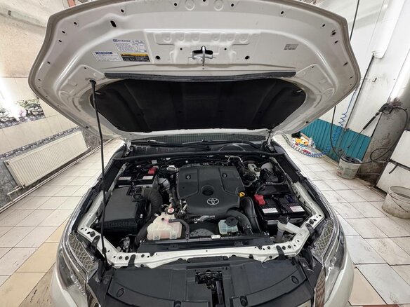 2018 Toyota Fortuner II, белый, 4200000 рублей - вид 6