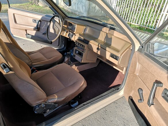 1986 Lada (ВАЗ) 2108, бежевый - вид 5