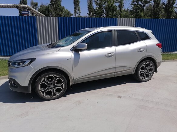 2018 Renault Kadjar I Рестайлинг, серебристый, 1550000 рублей