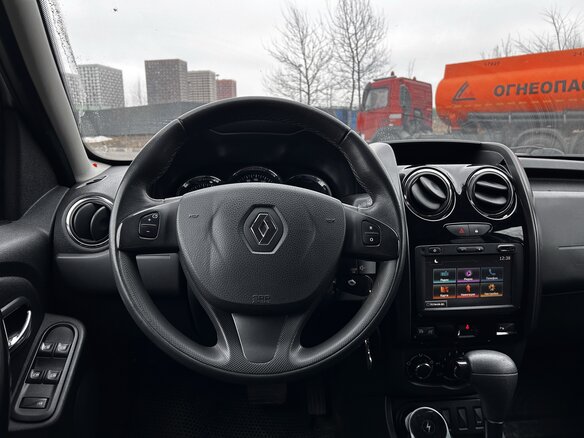 2015 Renault Duster I Рестайлинг, белый, 1780000 рублей - вид 13