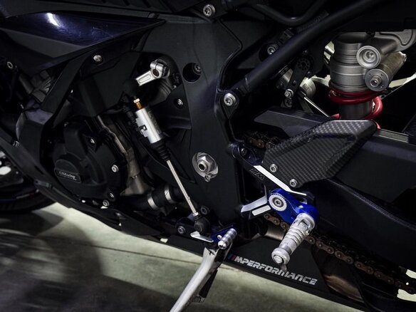 2024 BMW S 1000 RR, чёрный, 1750000 рублей - вид 12