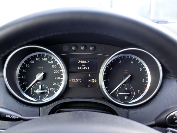 2011 Mercedes-Benz M-Класс 350 II (W164) Рестайлинг, чёрный - вид 7