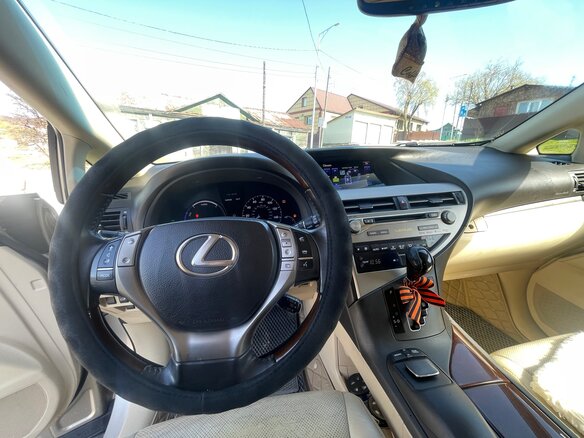 2013 Lexus RX 450h III Рестайлинг, золотистый, 2550000 рублей - вид 6