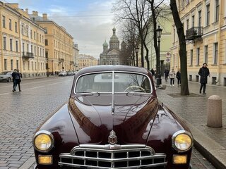 1952 ГАЗ 12 ЗИМ, красный, 8000000 рублей, вид 2