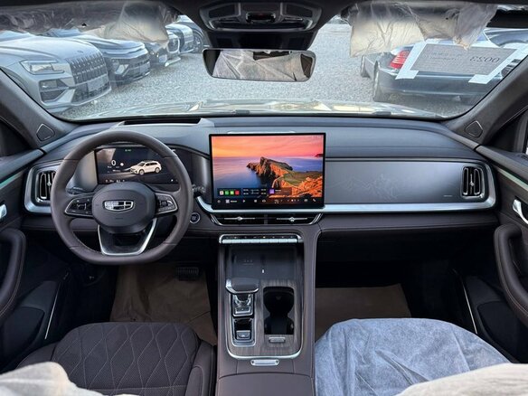 2026 Geely Monjaro I Рестайлинг, зелёный, 4030300 рублей - вид 13