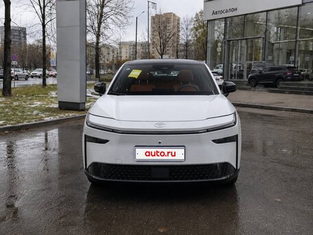 2026 Toyota bZ3X 58.3 kWh, белый, 2729512 рублей, вид 2