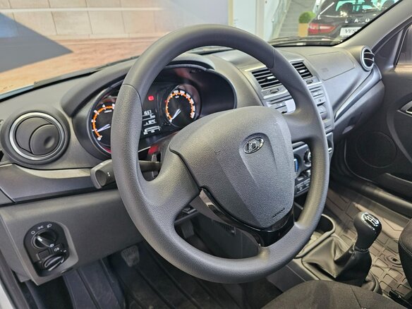 2025 Lada (ВАЗ) Granta I Рестайлинг, белый - вид 17