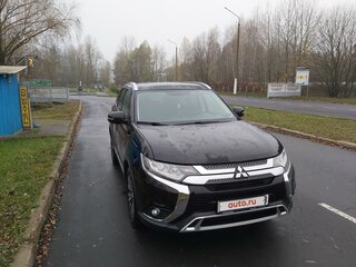 2019 Mitsubishi Outlander III Рестайлинг 3, чёрный, 2050000 рублей, вид 1