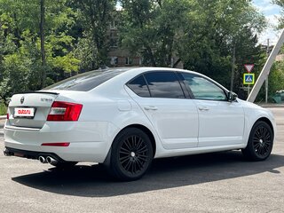 2016 Skoda Octavia III (A7), белый, 890000 рублей, вид 4