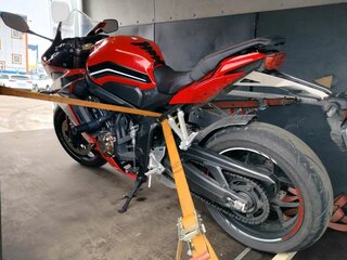 2022 Honda CBR 650R, красный, 950000 рублей, вид 4