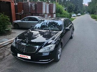 2010 Mercedes-Benz S-Класс 500 Long V (W221) Рестайлинг, чёрный, 2190000 рублей, вид 3