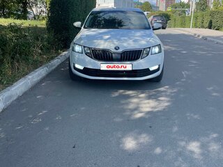 2018 Skoda Octavia III (A7) Рестайлинг, белый, 1450000 рублей, вид 2