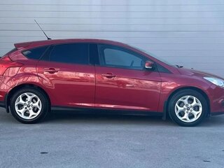 2014 Ford Focus III, красный, 940000 рублей, вид 2
