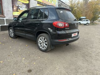 2008 Volkswagen Tiguan I, чёрный, 600000 рублей, вид 4