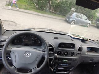 2002 Mercedes-Benz Sprinter, белый, 910000 рублей, вид 2